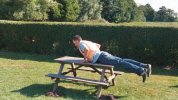 Thumbnail Joe pressups